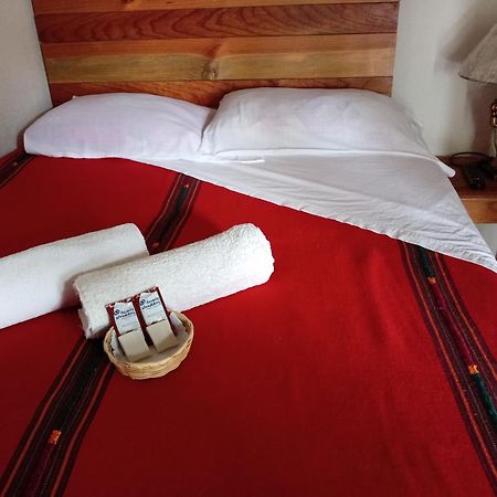 Hospedaje Eli Panajachel Kültér fotó
